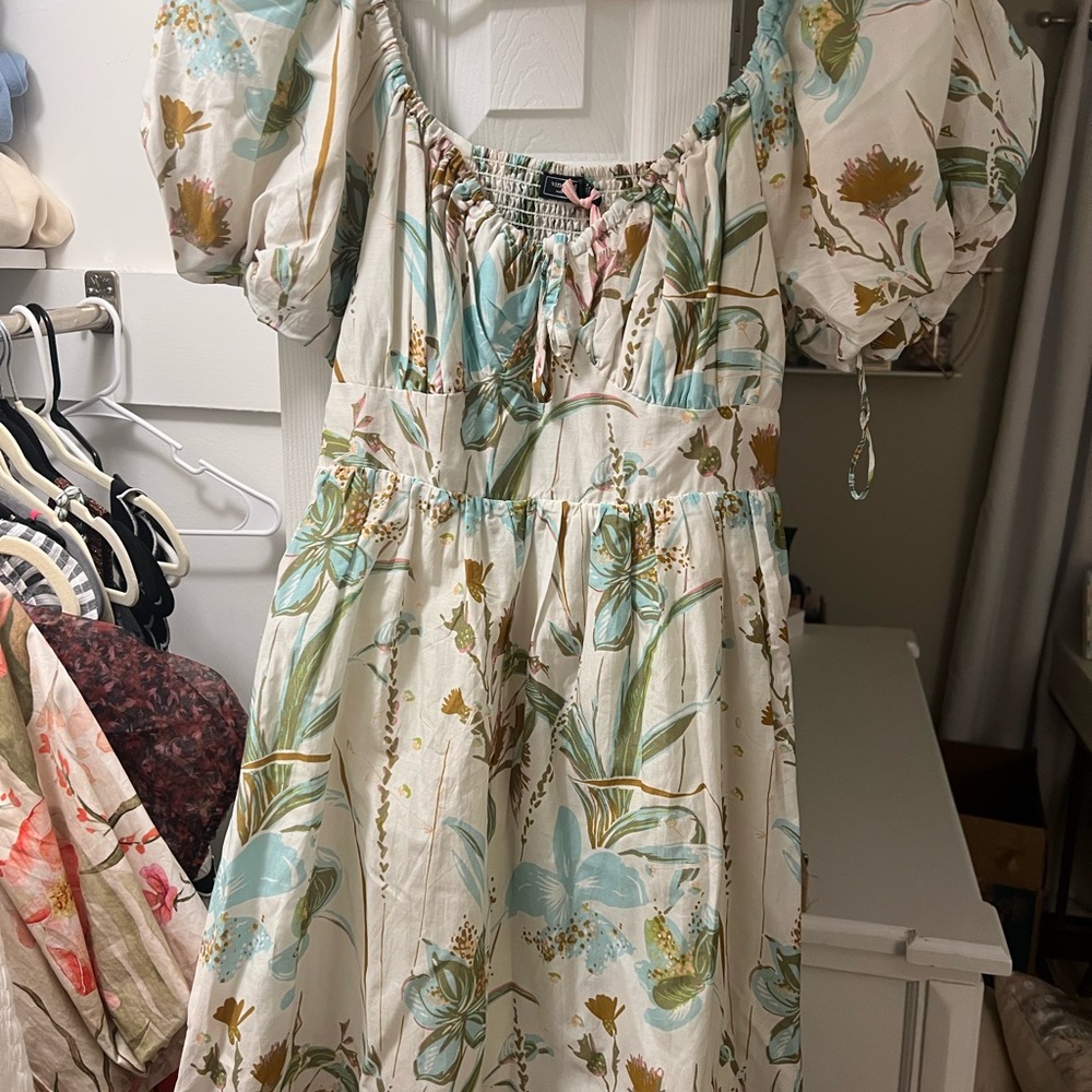 Vineyard Vines Wild Floral Puff Sleeve Dress